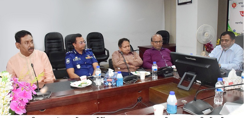 ঈদ যাত্রা নিরাপদ করতে সম্মিলিতভাবে কাজ করতে হবে- এ বি এম আমিন উল্লাহ নুরী